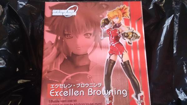 ボークス 1/8 エクセレン・ブロウニング 塗装済み完成品