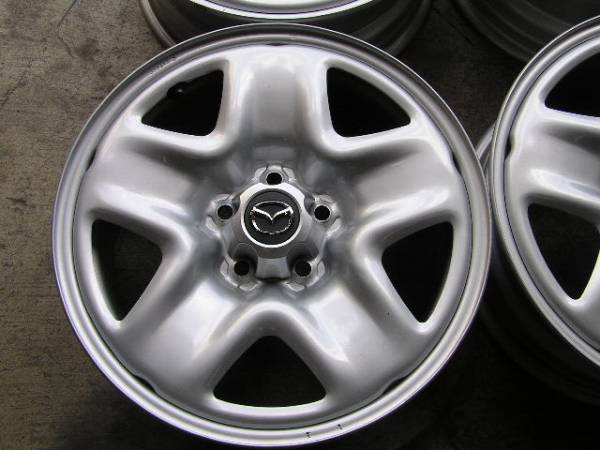 新車外し、CX5やCX3の冬用に”スチールホイール、美品4本(純正品