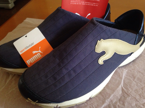 puma シューズ 新品未使用タグ付き、23.5cm．定価6156円