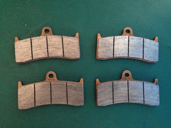 ニッシン　６Ｐ　フロント　ブレーキパッド　デイトナ