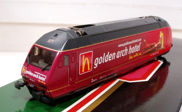 HAG Re4/4SBB 460 golden arch hotel　本州四国九州送料無料