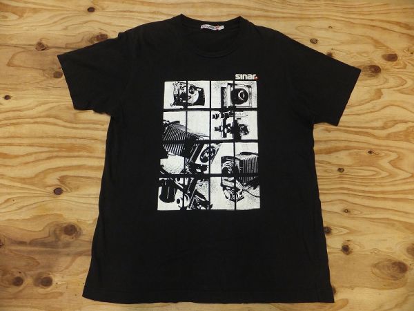 Ut ユニクロ プロ仕様カメラ Sinar ジナー 企業コラボtシャツ 半袖tシャツ 売買されたオークション情報 Yahooの商品情報をアーカイブ公開 オークファン Aucfan Com