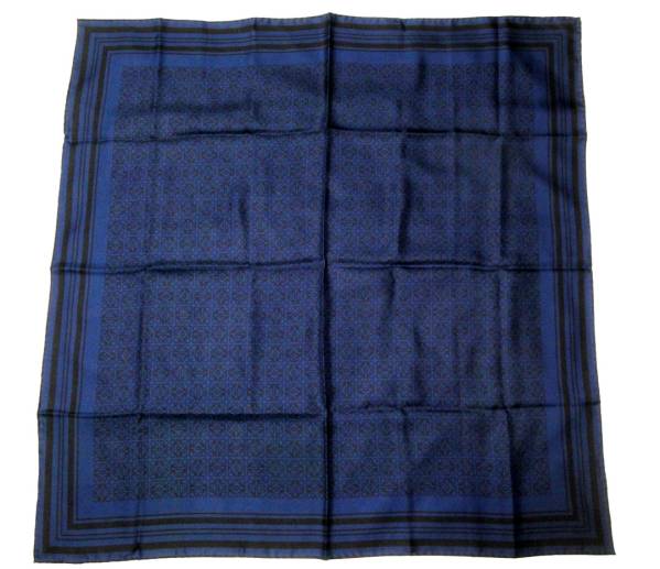 ★LOEWE ロエベ　シルクスカーフ大判　未使用品本物