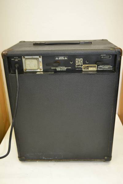 ◇Fender made in USA BXR-60 ベースアンプ 中古◇1円から売切り 