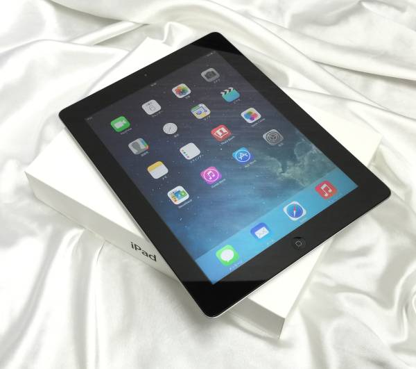 ipad3 32gb wi－fiの通販 ◇ iPad 第3世代 Wi-Fi 32GB BK 中古 即決あり！