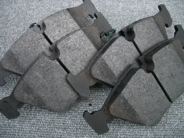 プジョー　106　フロントパッド　送料無料 (1322)