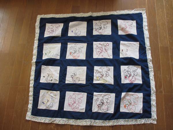 アンティークベビーキルト＊古布マットカバー刺繍犬タぺストリー