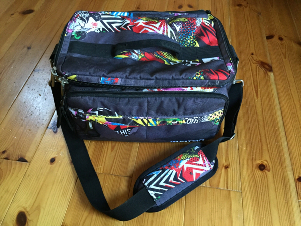 BURTON★バートン クーラーバック ★スピーカー付き_1