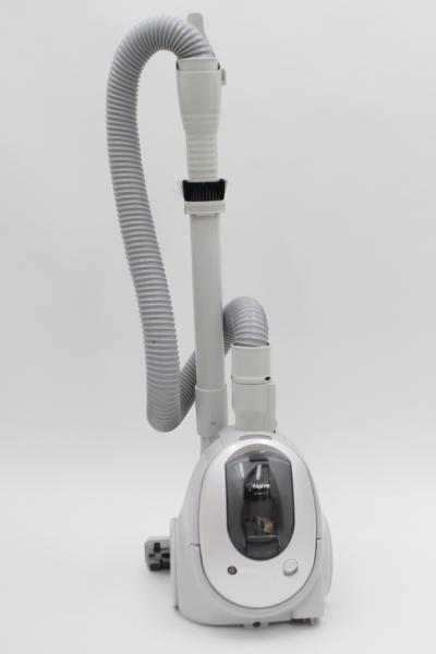 SANYO サンヨー◇紙パック掃除機590W SC-W65E7◇2138(掃除機一般