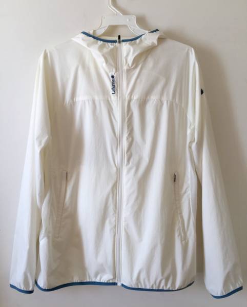 Lafuma ラフマ 白 ポケッタブル ウィンドブレーカー Ｌ USED