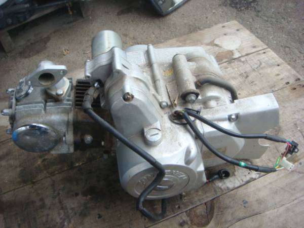 ☆中華 ATV バギー 50cc? エンジン ☆トライク zongshen