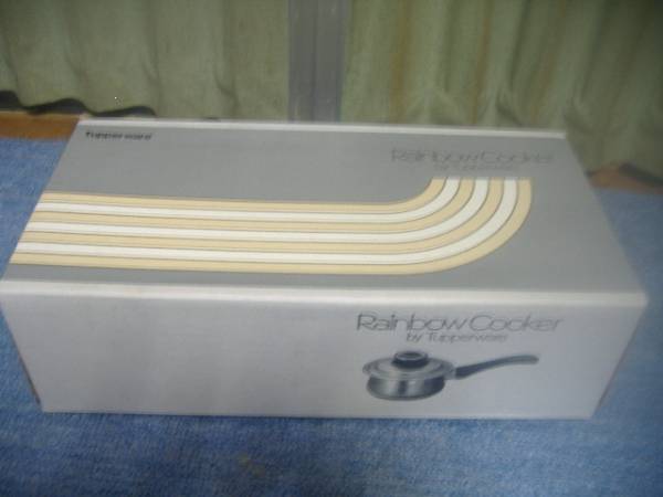 未使用品・タッパーウェア　Rainbow Cooker 13cm 片手鍋