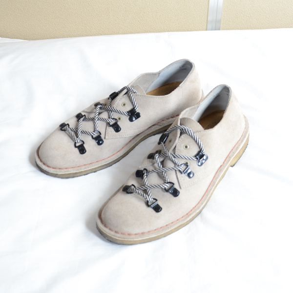 クラークス clarcks スエード靴 ブーツ ベージュ US8.5