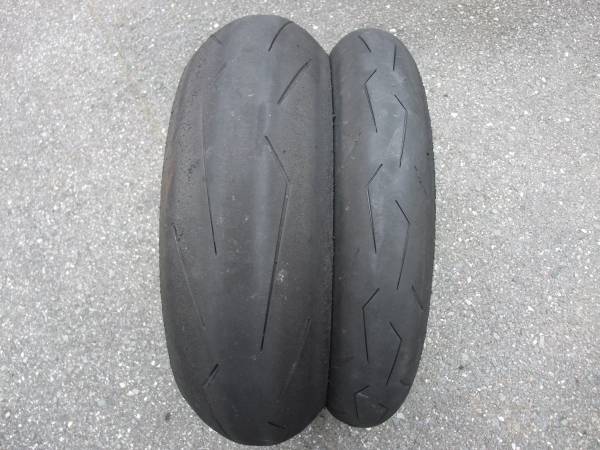 バイク スパコル V4 セット 180/55 ZR 17 120/70 ZR 17