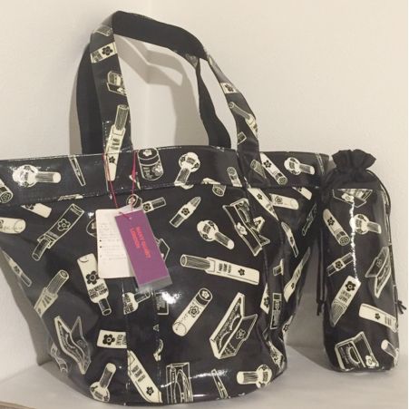 新品★マリークワント バッグ ペットボトルホルダー ★コスメ柄