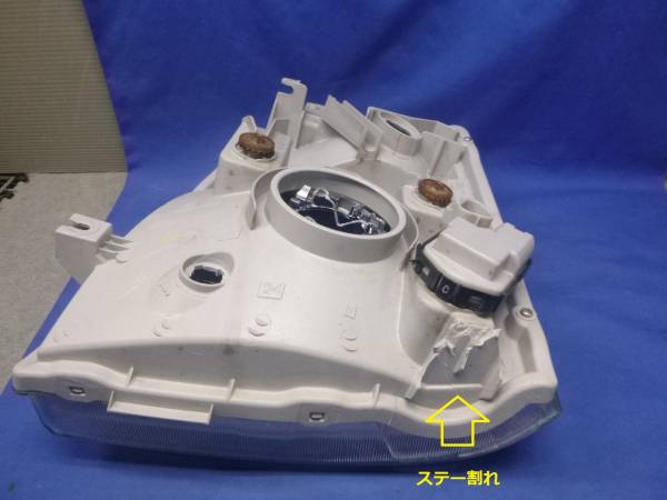 キャリー DA63T 右ヘッドライト レベライザー付き パーツ 自動車