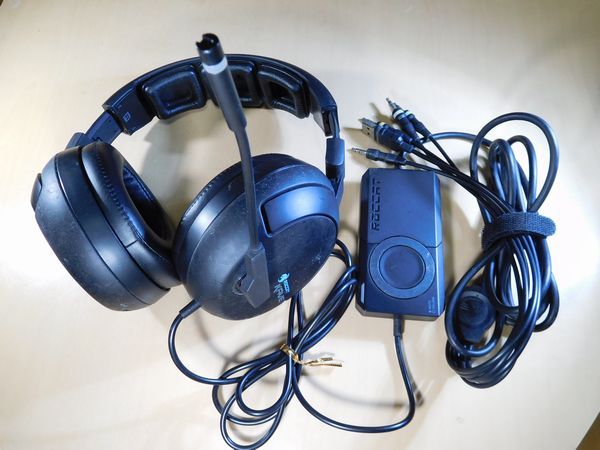 【ヘッドセット】ROCCAT KAVE/ROC-14-500-AS/ジャンク471