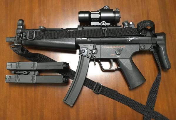 東京マルイ MP5A5 HG (オマケ付き) 東京マルイ MP5A5 次世代電動ガン