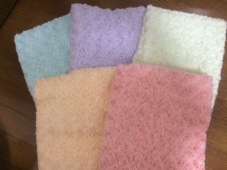 ★格安★フェイクファー★パステル5色★ローズ★ボア★訳あり