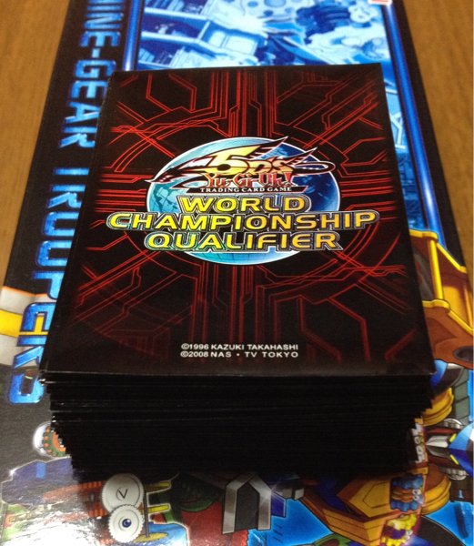 遊戯王 WCQ 2011 赤 スリーブ 80枚 美品 ② おもちゃ、ゲーム