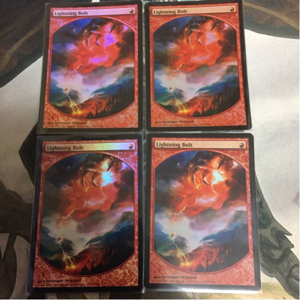 MTG 稲妻 プロモ foil 4枚セット mtg 稲妻 プロモfoil 4枚セット【公式