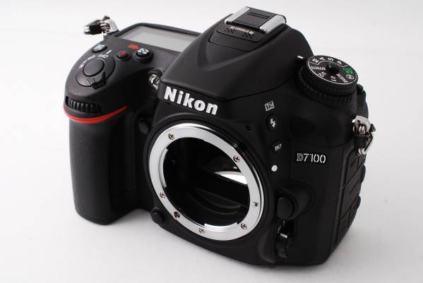 全国無料，安い ☆新品級☆Nikon ニコン D7100 ボディ シャッター数