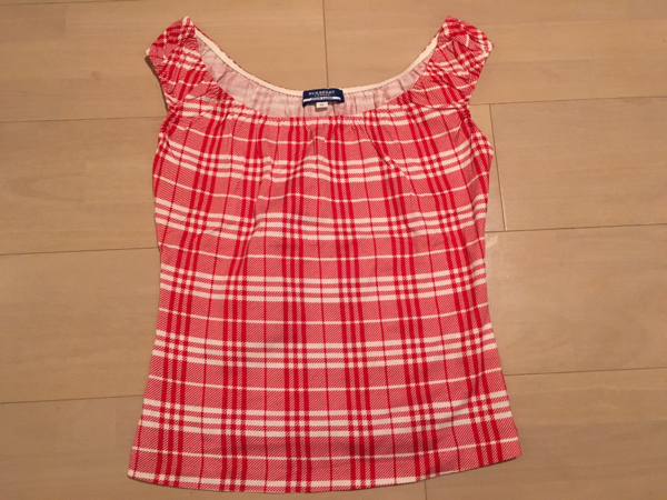 未使用・バーバリーブルーレーベル☆赤いチェックのカットソー
