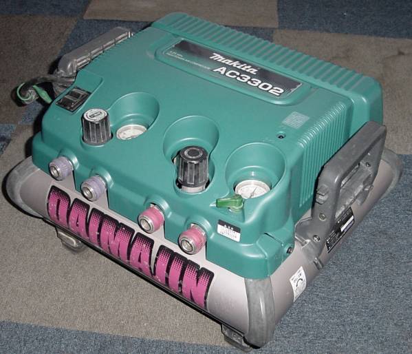 3ケ月保証付 マキタ 高圧エアーコンプレッサーAC3302 良品①