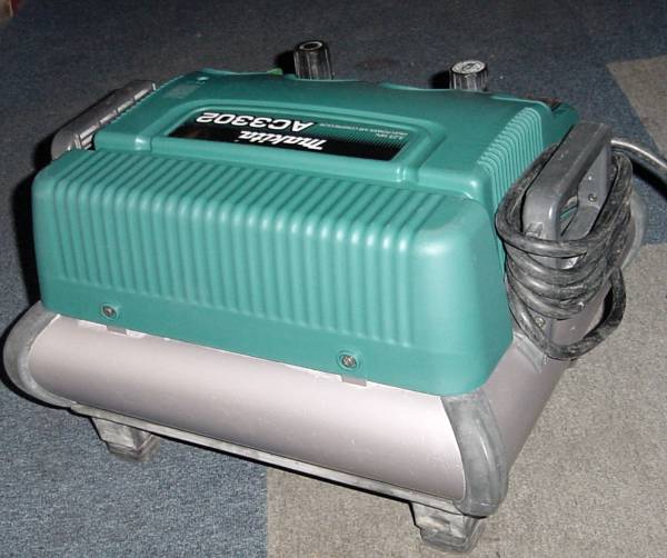 3ケ月保証付 マキタ 高圧エアーコンプレッサーAC3302 良品①