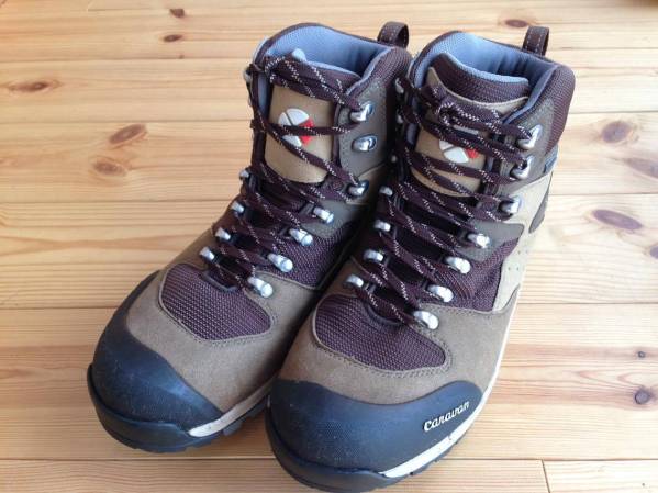 即決で送料無料★ゴアテックス登山靴27.5cm【良品】キャラバン