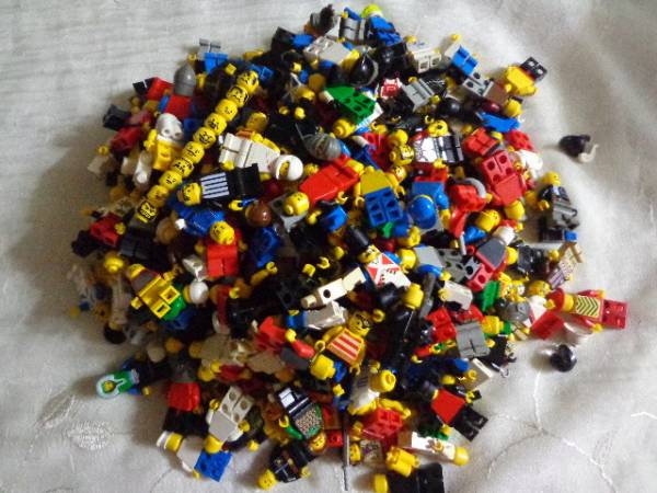 LEGO レゴ　ミニフィグ　1キロ