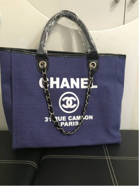 CHANEL ロゴ デニムトートバッグ ノベルティ 送無シャネル ノベルティ チェーントートバッグ デニムブルー CHANEL