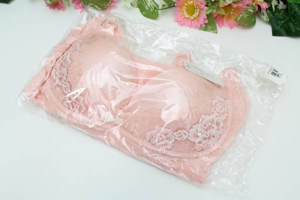 ◆ブラデリスNY モールド ノンワイヤーブラキャミ F70