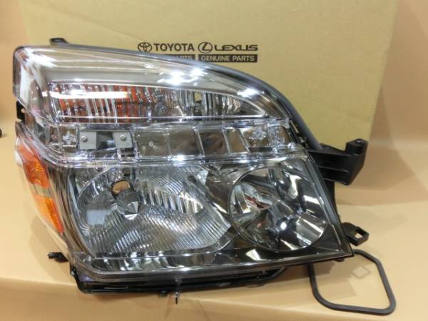 た 7382☆新品☆AZR60/65後期（ヴォクシーX）HID/右ヘッドライト D.A.D
