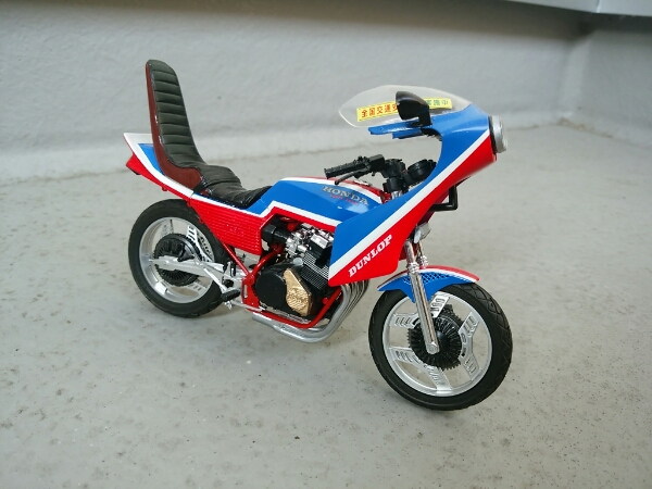 CBX400F 完成品 福岡仕様 旧車會 福岡カラー 俺のの入札履歴