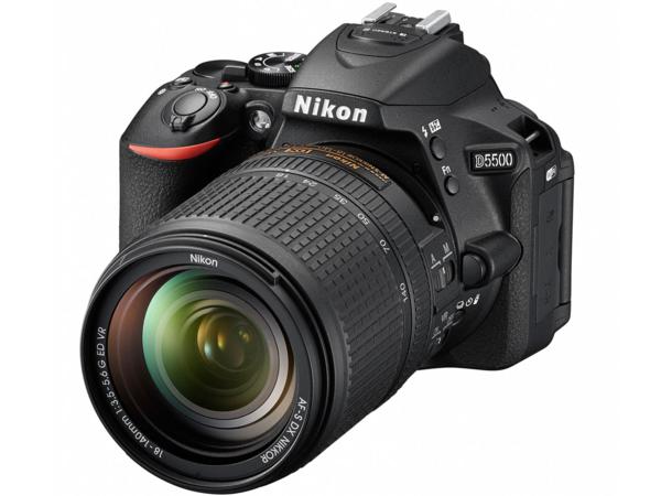 ニコン 一眼レフ D5500 18-140mm 55-200mm レンズ三脚 ☆新品☆ニコン【一眼レフデジカメ】D5500/18-140mm/レンズ付↑ カメラ
