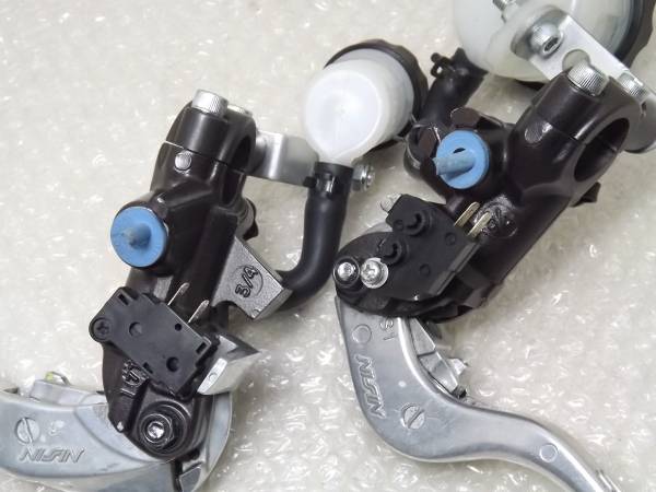 良品ニッシンラジアルマスターセット検 ゼファー1100 ZRX1200 GP
