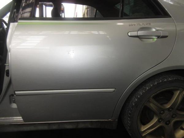 1630014 アルテッツァ SXE10 左リアドア　1C0