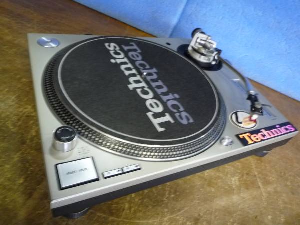 Technics SL-1200MK3D 中古動作品 良好 カバーケース無し 本体