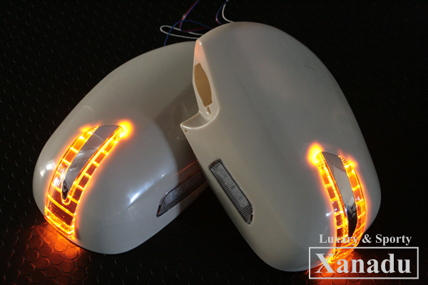 ギザギザドアミラーウィンカー ハイエース200塗装済& ブルーLED