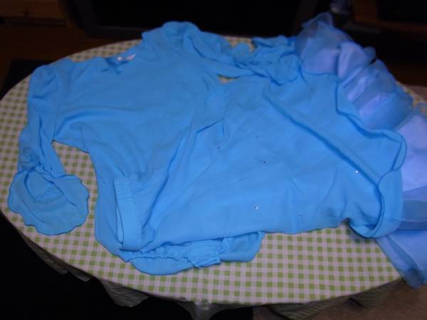 U:NA　ユーナ ダンスドレス　上下　Ｍサイズ