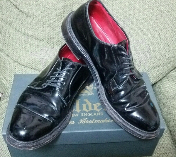 ALDEN パテント レザー プレーントゥ 革靴 エナメル Trickers 9