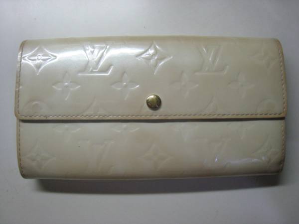 USED品 ルイヴィトン ヴェルニ ペルル 二つ折り長財布