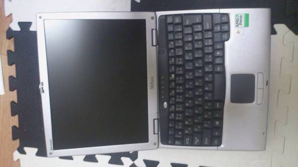 新品XP 12インチ シャープ メビウス ノートパソコン Office付 SHARP