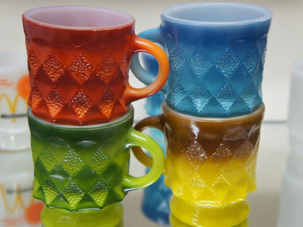 ファイヤーキング 4個セット!FireKingレッド/イエロー/ブルー