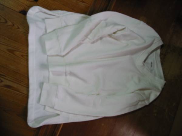 ミラオーウェン♪Vネック春プルオーバー白大草マディソンルカ辻