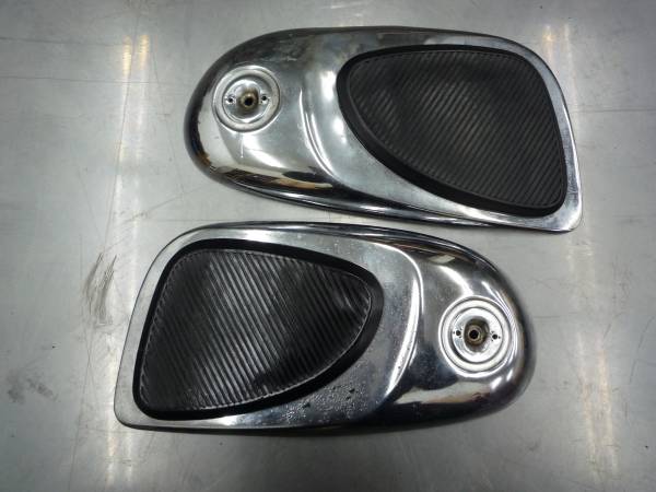 スポーツカブC115　タンクパネル左右セット