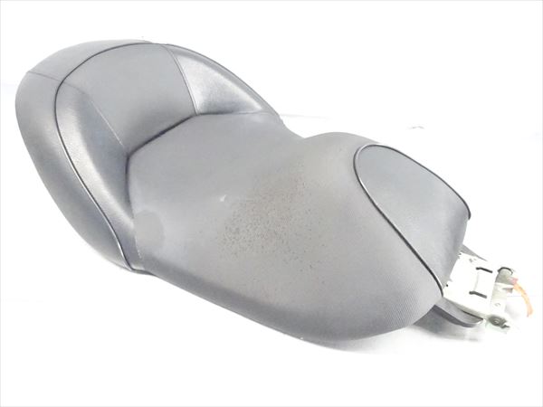 γ0215 ホンダ フォルツァ Z MF08 後期 破れ無し！ 純正シート