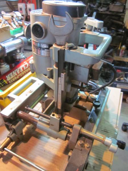 日立仕口ルーター中古品 M16YB