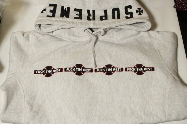 【灰S】即決 Supreme Independent Hooded Grey logo box グレー